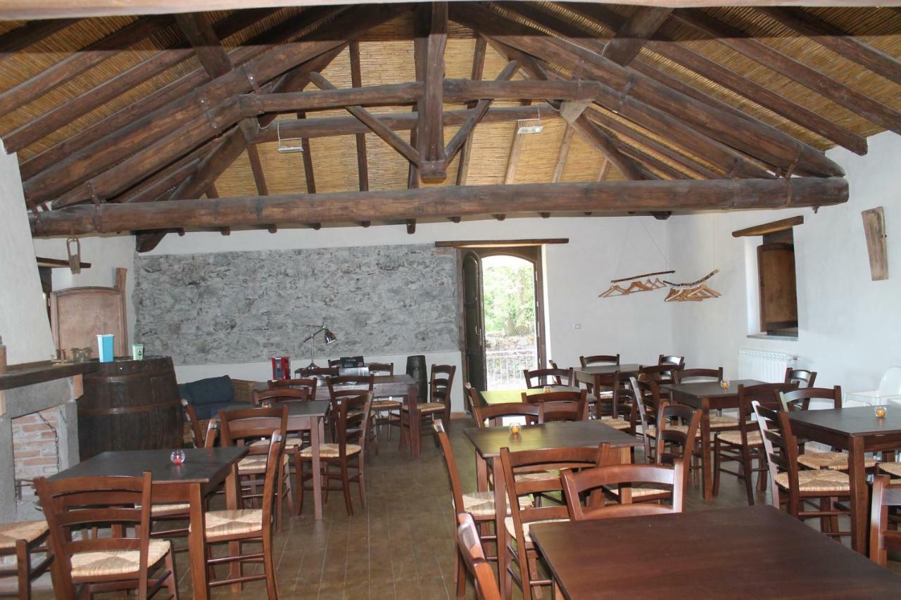 Agriturismo La Caraffara Sull' Etna Puntalazzo Exterior photo