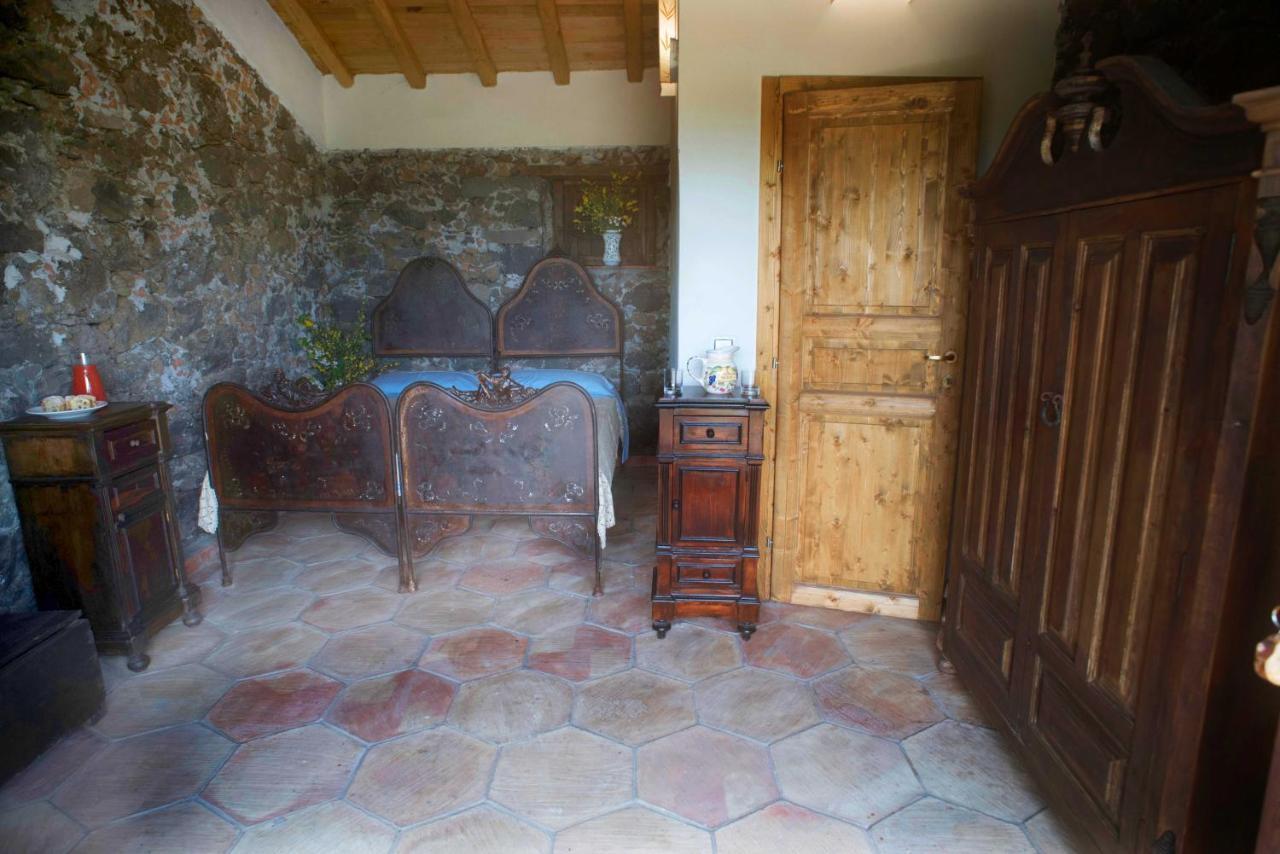 Agriturismo La Caraffara Sull' Etna Puntalazzo Exterior photo