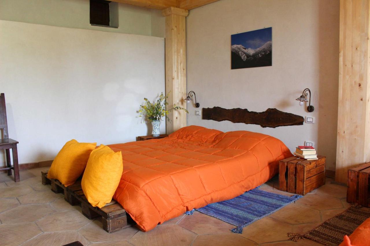 Agriturismo La Caraffara Sull' Etna Puntalazzo Exterior photo